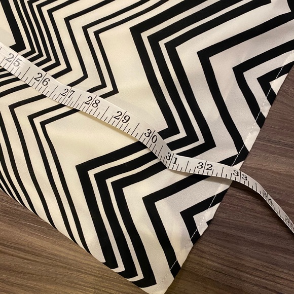 Off White & Black Chevron Striped Tank Party Dress - Picture 5 of 5